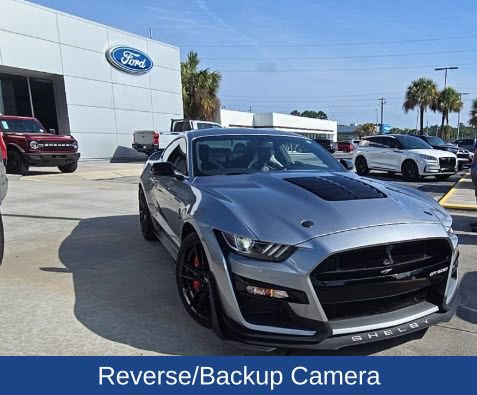 Used 2021 Ford Mustang Shelby GT500 w/ Technology Package RWD image 3