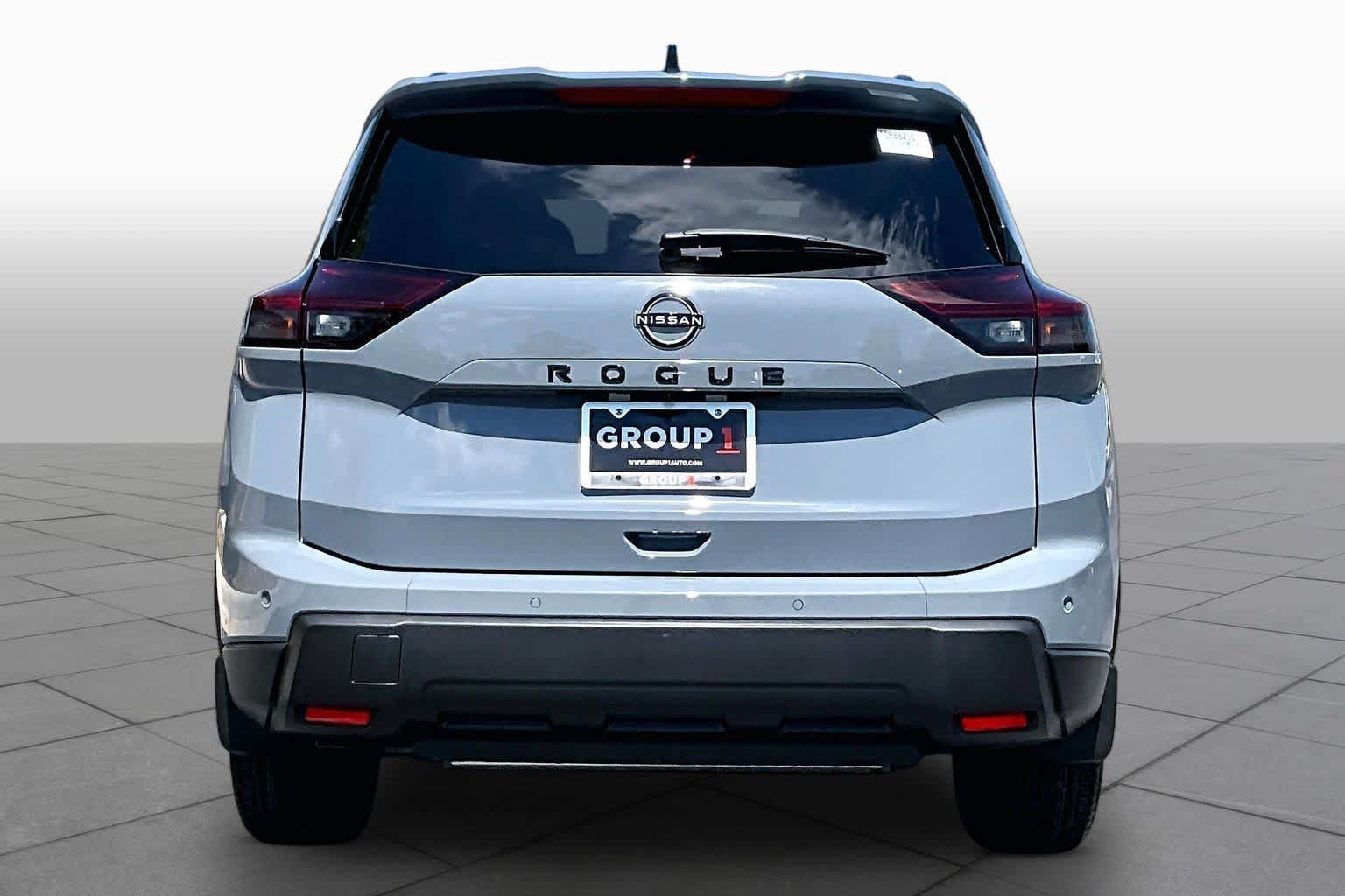 New 2026 Nissan Rogue Dark Armor FWD image 4