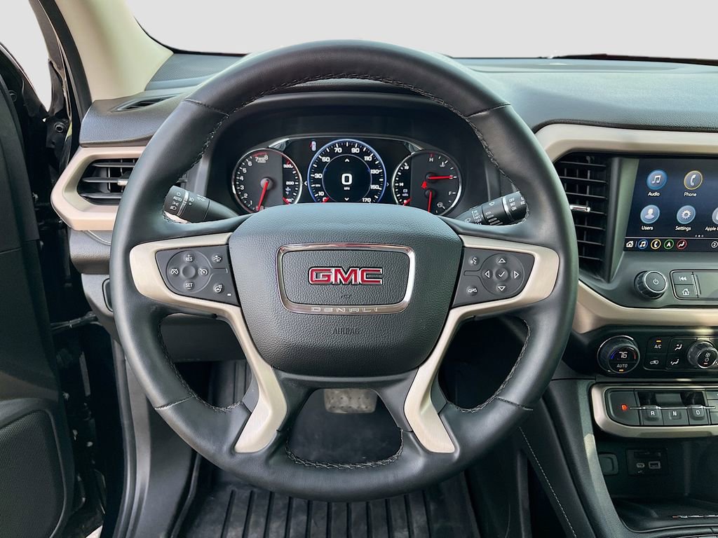 Used 2023 GMC Acadia Denali w/ Denali Technology Package FWD image 11