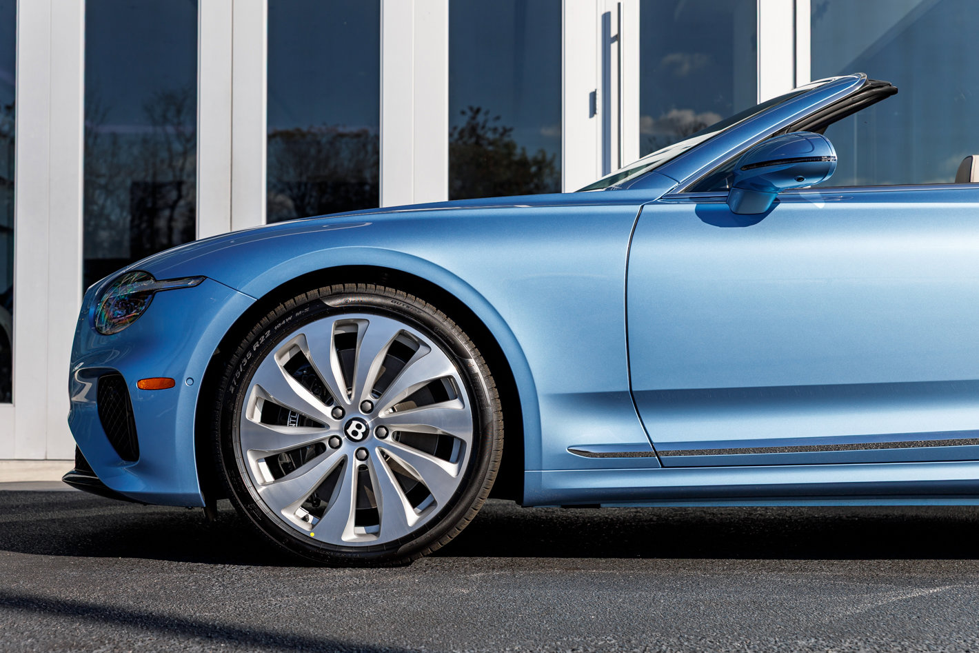 New 2026 Bentley Continental GTC image 7