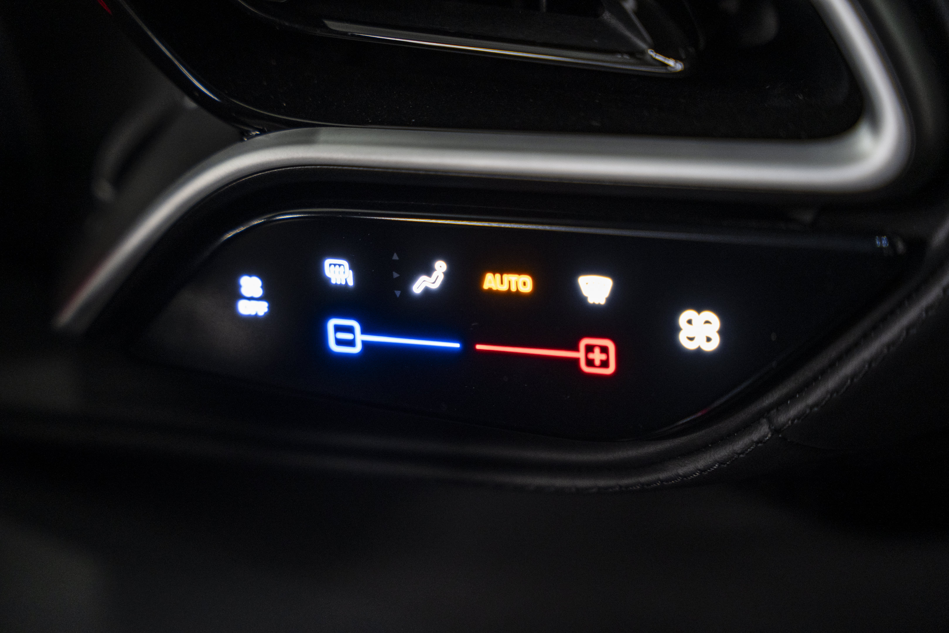 Used 2025 Ferrari 296 GTB RWD image 41