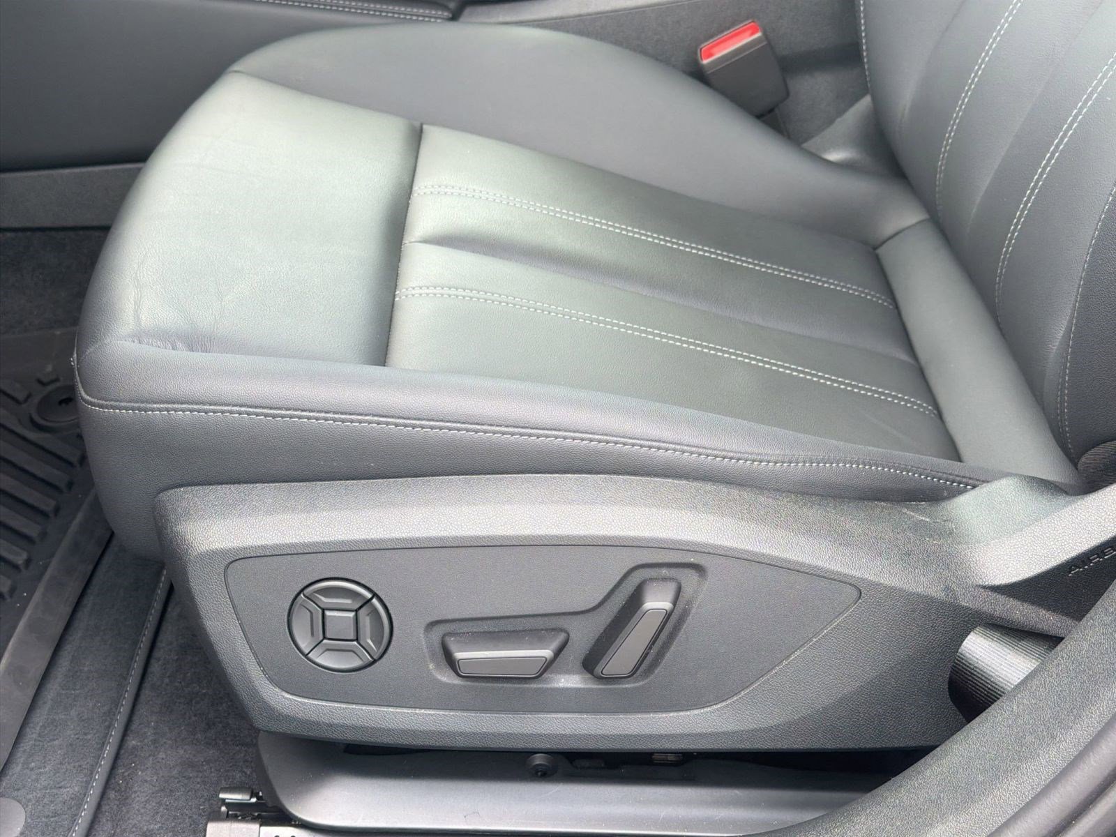 Used 2025 Audi A5 2.0T Premium w/ Convenience Package image 14