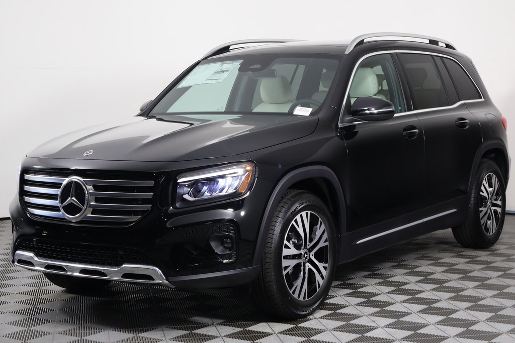 New 2026 Mercedes-Benz GLB 250 image 1