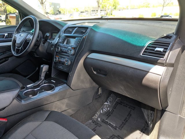 Used 2016 Ford Explorer XLT image 21