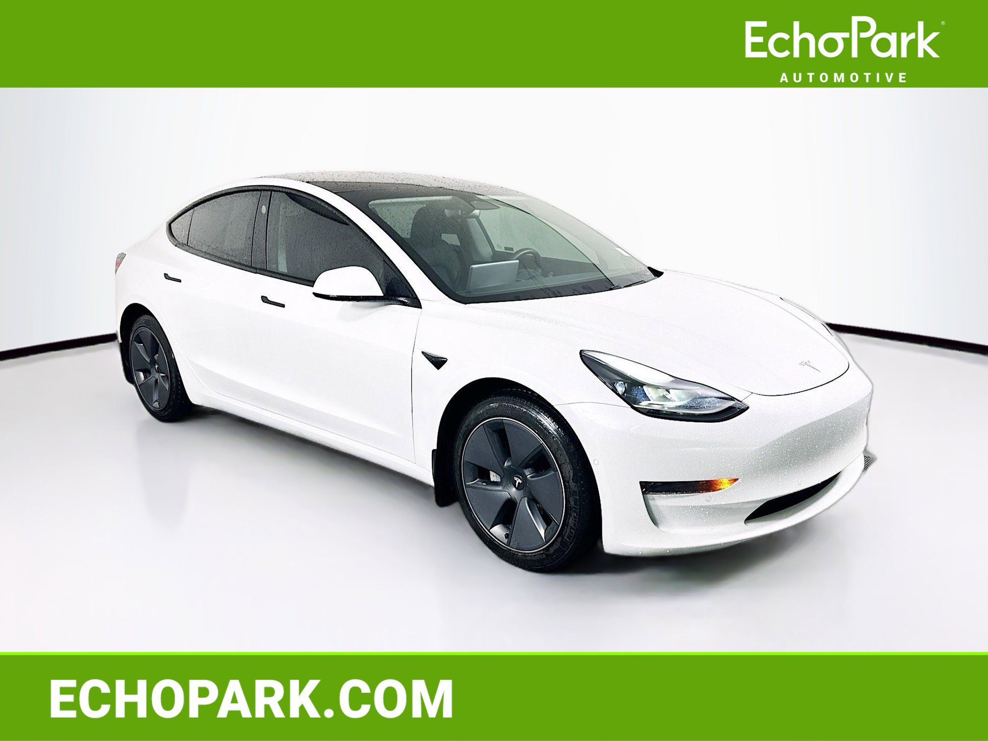Used 2021 Tesla Model 3 Standard Range Plus image 1