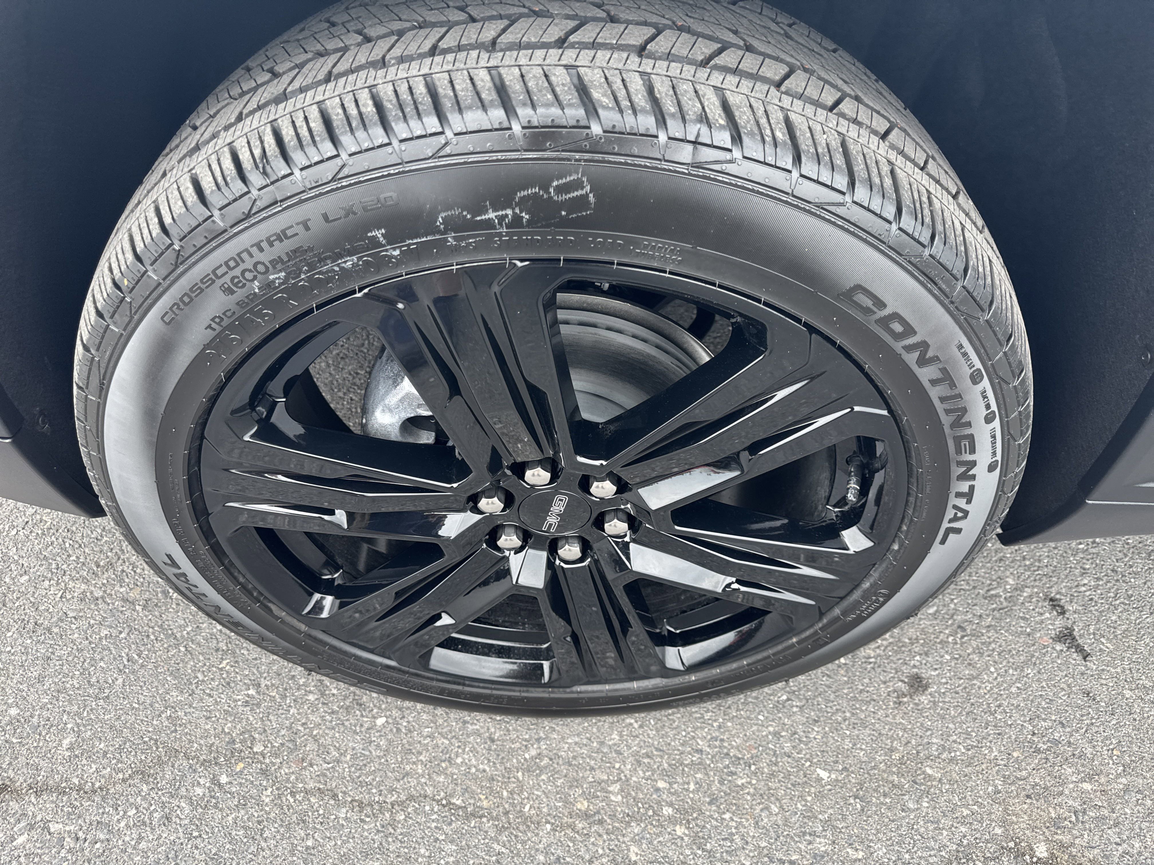 New 2025 GMC Acadia Elevation w/ Black Edition image 10