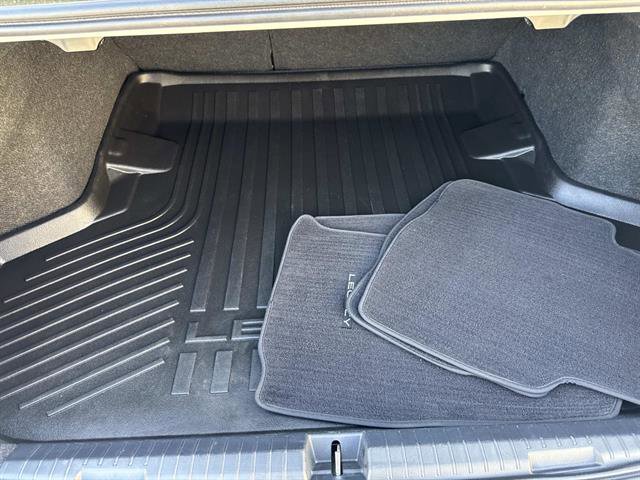 Used 2023 Subaru Legacy Premium image 9