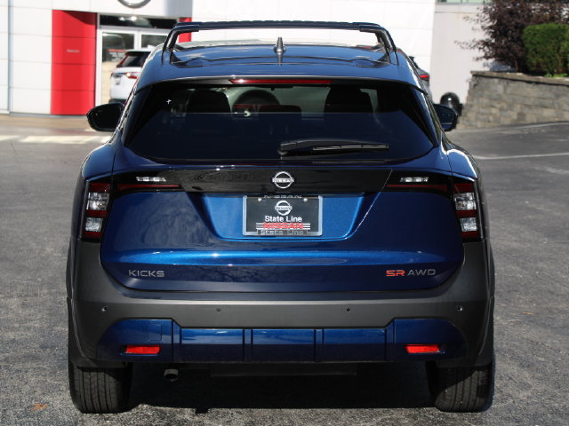 Certified 2025 Nissan Kicks SR AWD/4WD image 9
