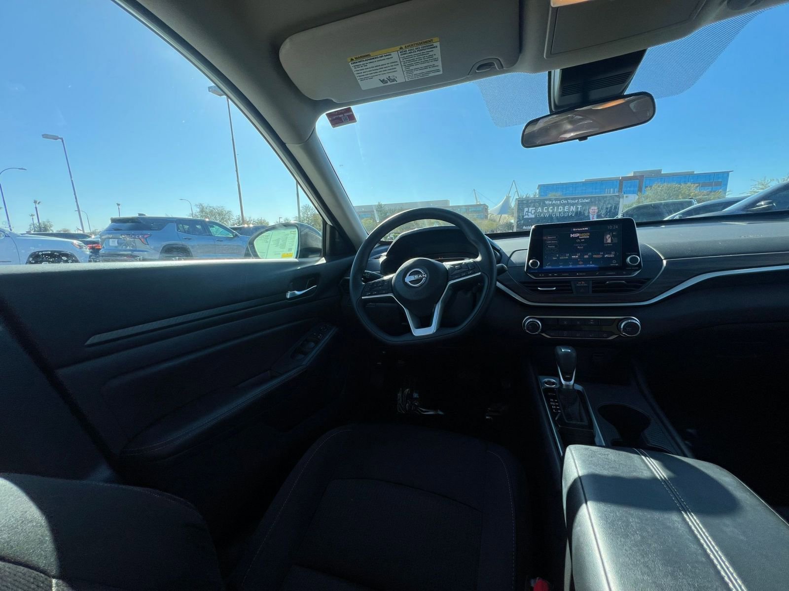 Used 2025 Nissan Altima 2.5 SV image 34