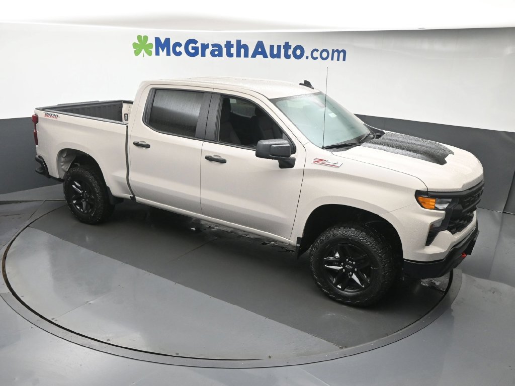 New 2026 Chevrolet Silverado 1500 Custom Trail Boss AWD/4WD image 3