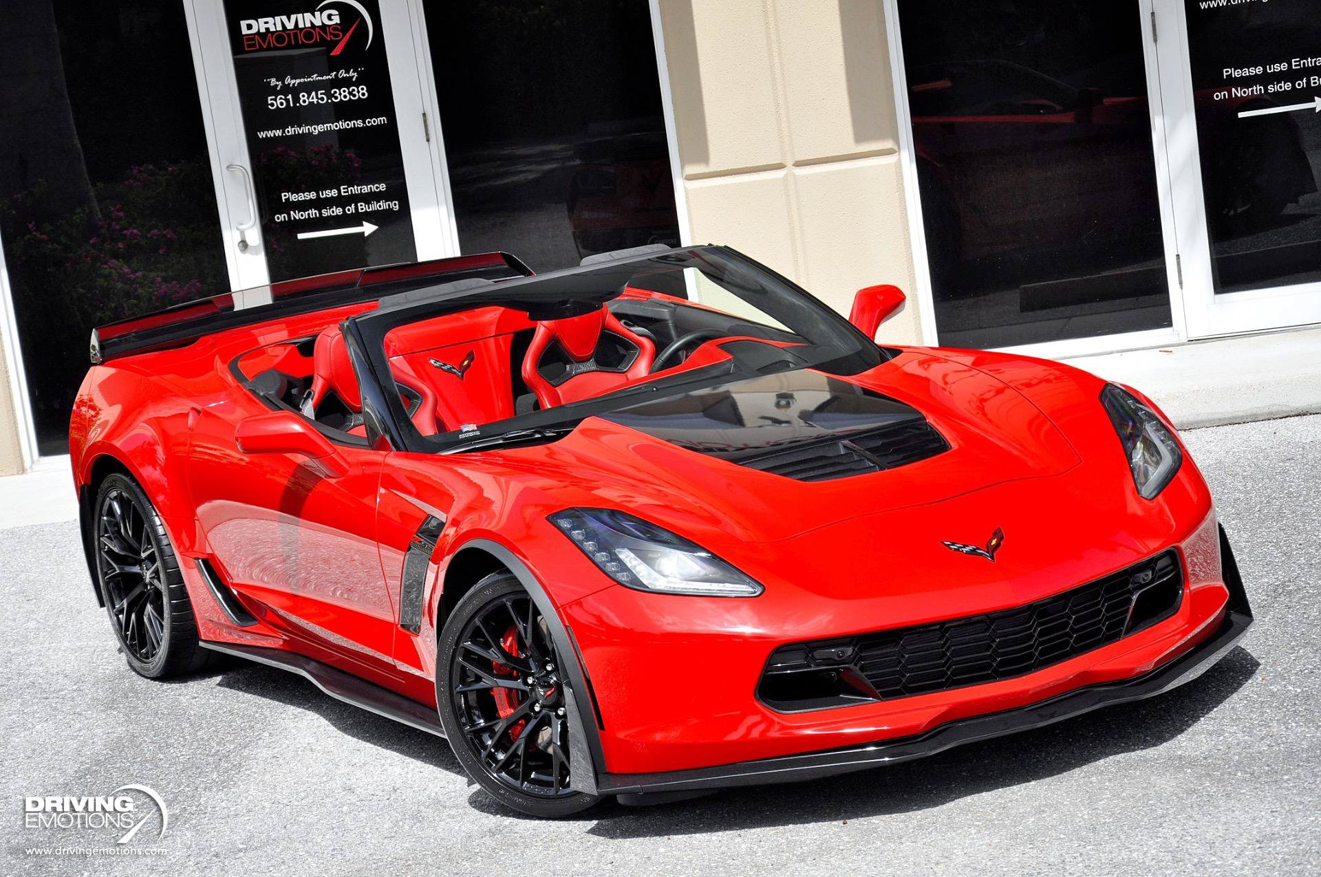 Used 2019 Chevrolet Corvette Z06 RWD image 3