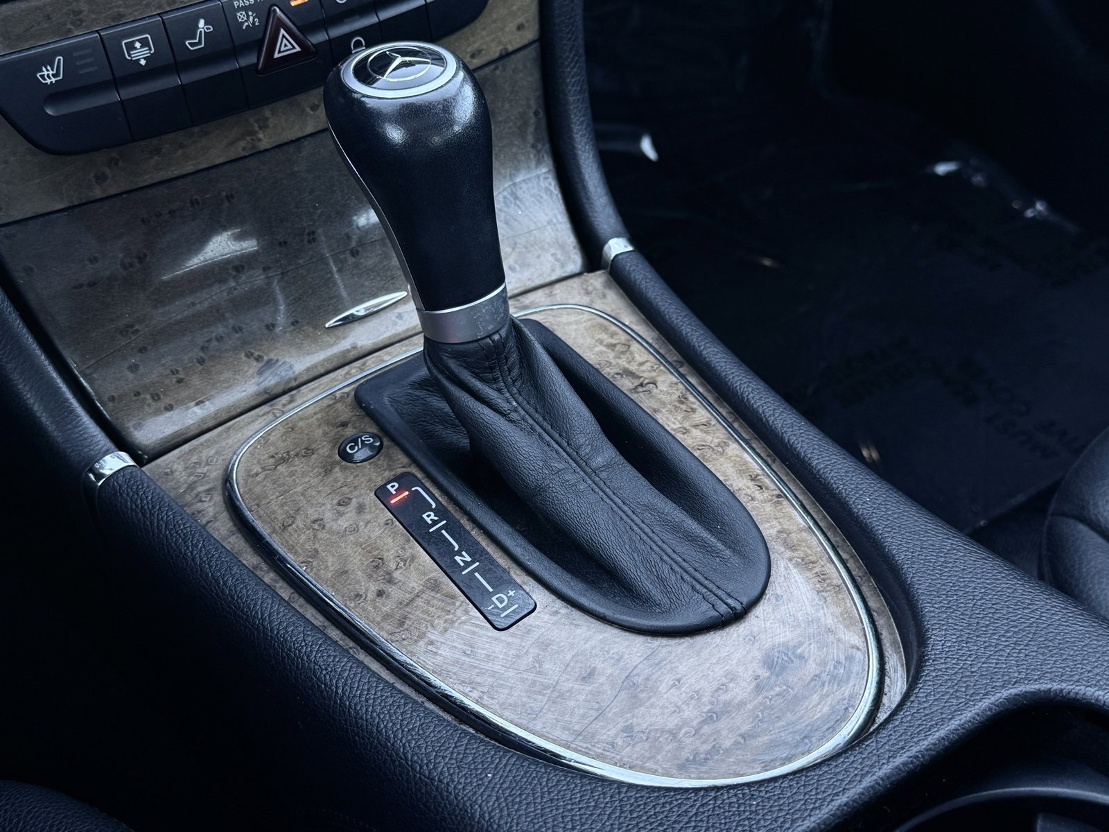 Used 2009 Mercedes-Benz E 350 Sedan image 28