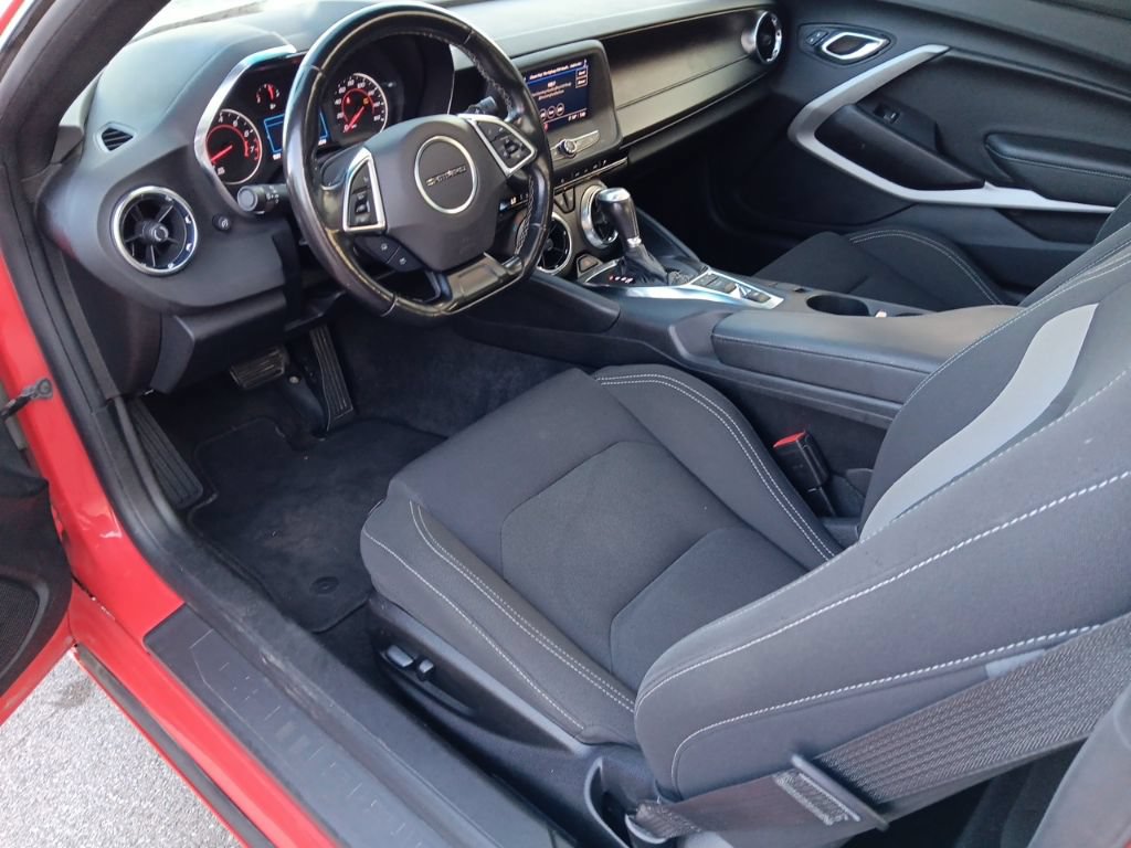 Used 2021 Chevrolet Camaro LT RWD image 23