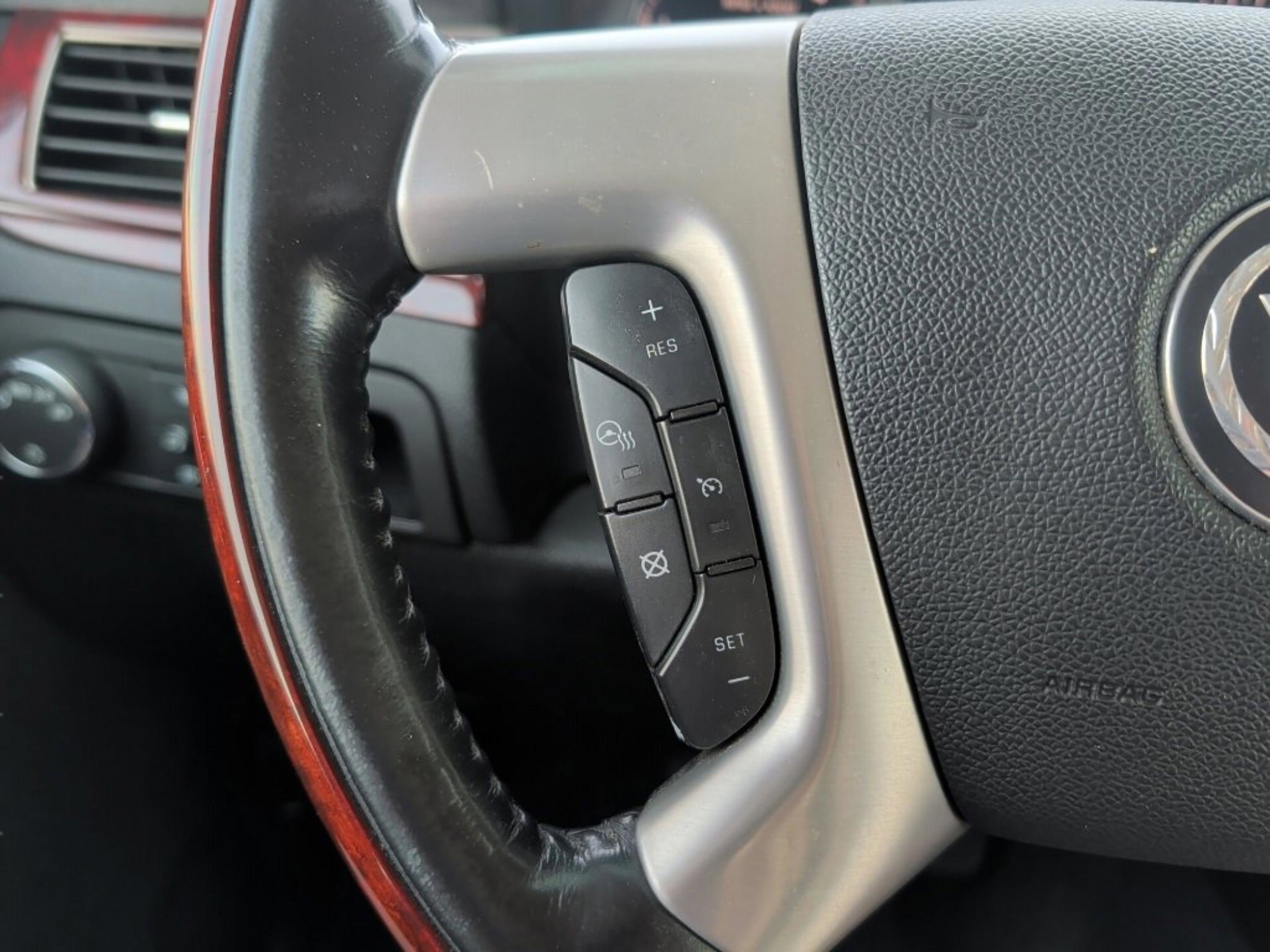 Used 2008 Cadillac Escalade EXT Base image 25