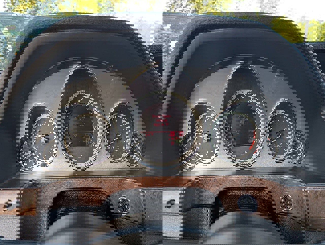 Used 2011 Mercedes-Benz E 350 Sedan image 29