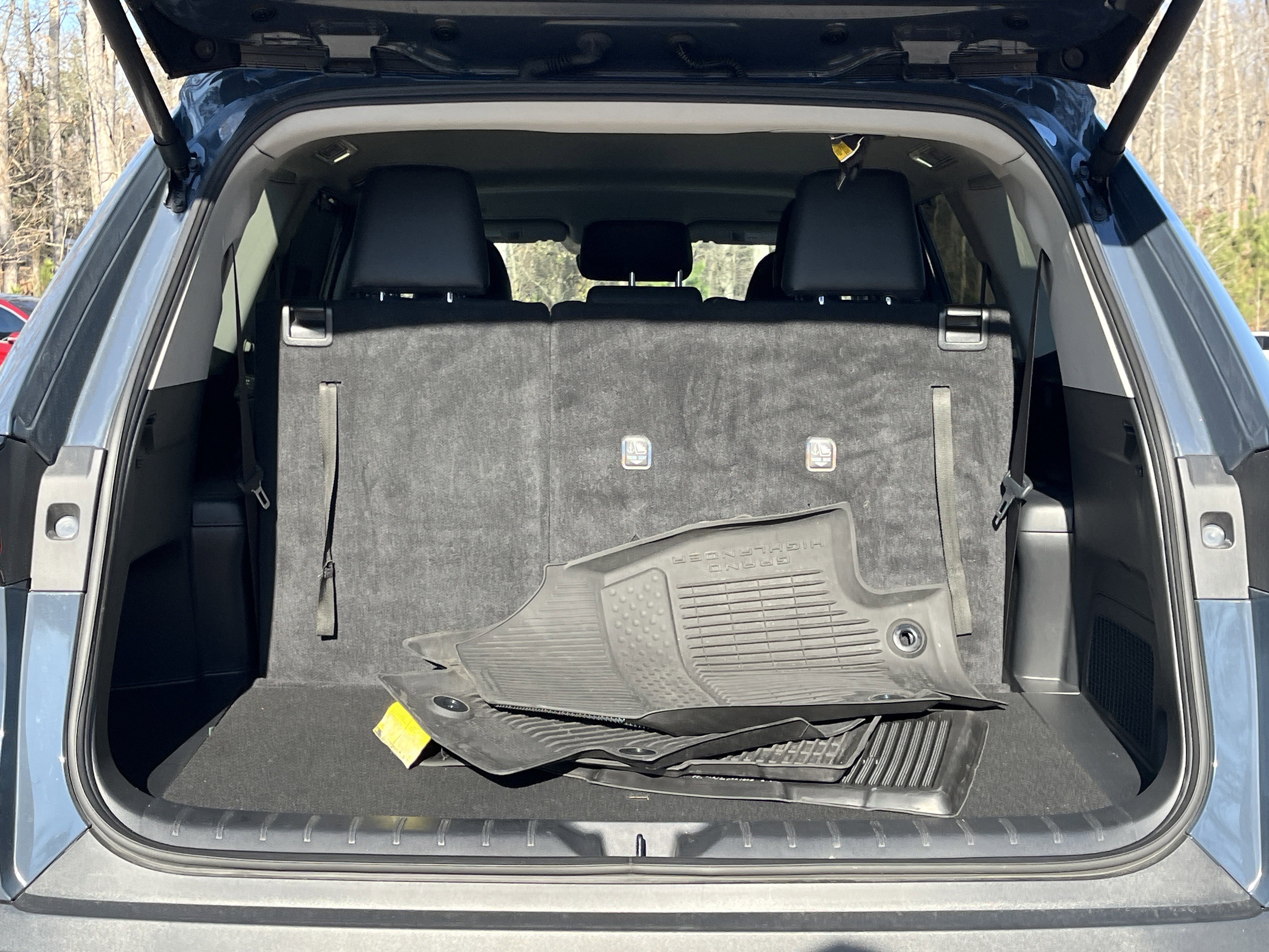 Used 2024 Toyota Grand Highlander XLE image 29