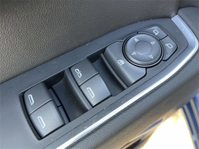 Used 2022 Chevrolet Silverado 1500 LT image 13