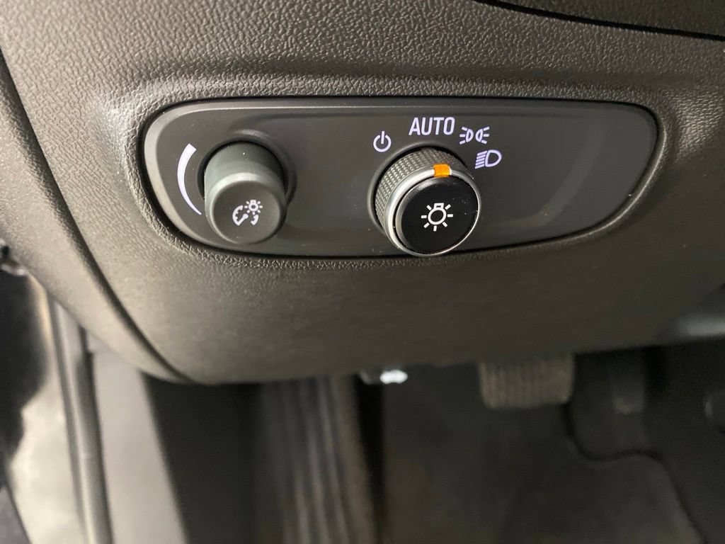 Used 2023 Chevrolet Equinox LT AWD/4WD image 33