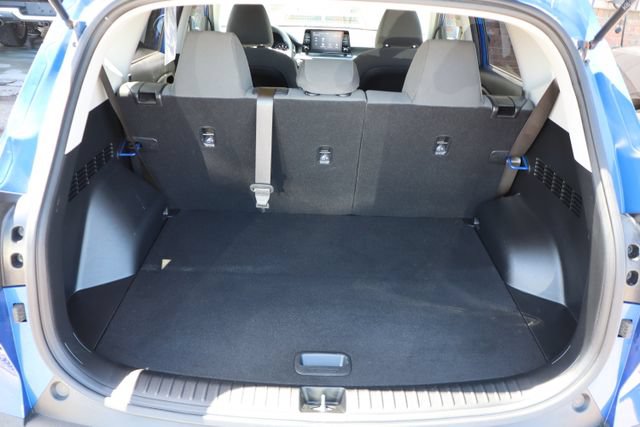 Used 2023 Kia Seltos LX AWD/4WD image 30