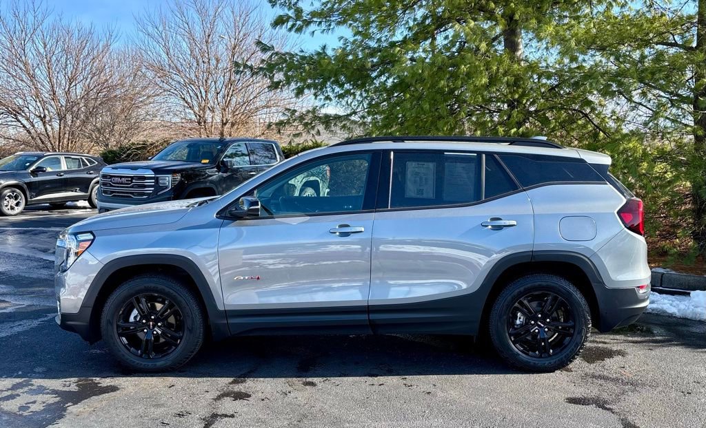 Used 2023 GMC Terrain AT4 w/ Tech Package image 4