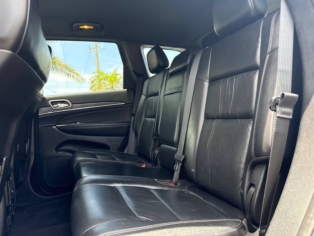 Used 2015 Jeep Grand Cherokee Limited AWD/4WD image 13