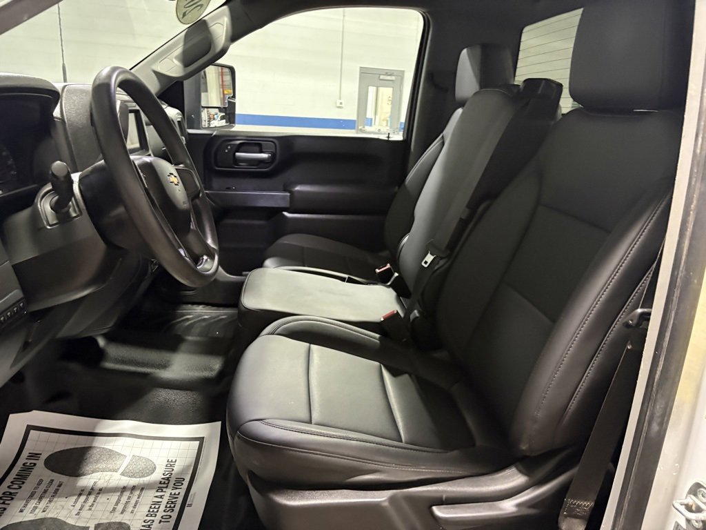 Used 2020 Chevrolet Silverado 3500 W/T w/ WT Convenience Package image 8
