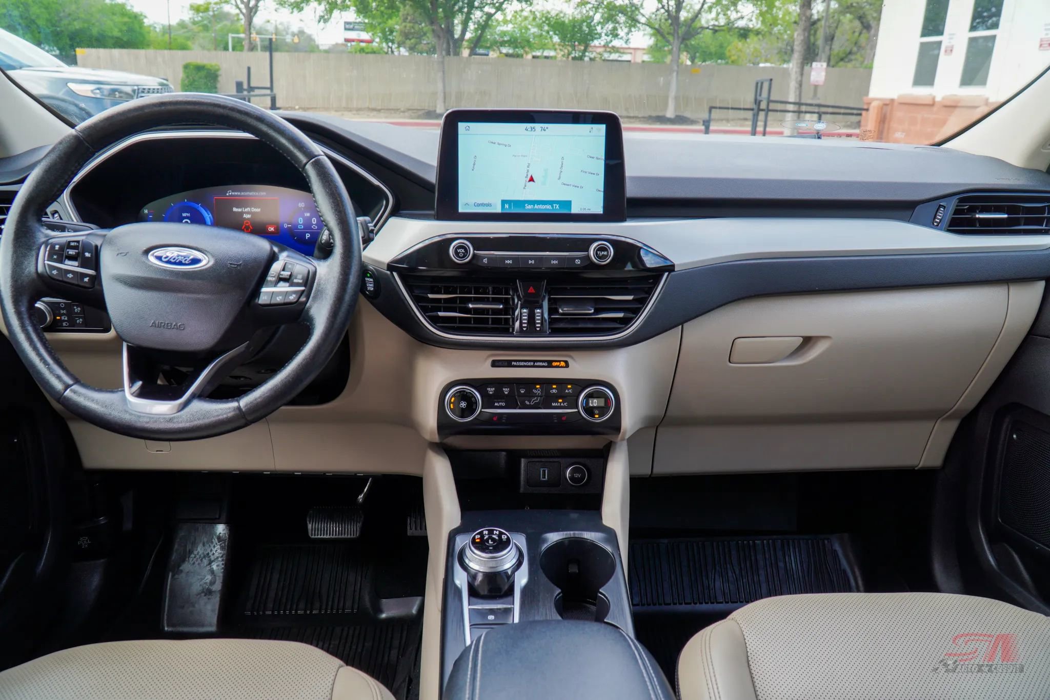 Used 2020 Ford Escape SE Sport image 14