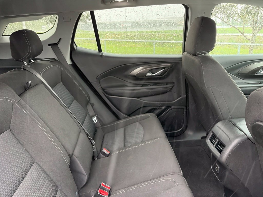 Used 2022 GMC Terrain SLE w/ Driver Convenience Package FWD image 32