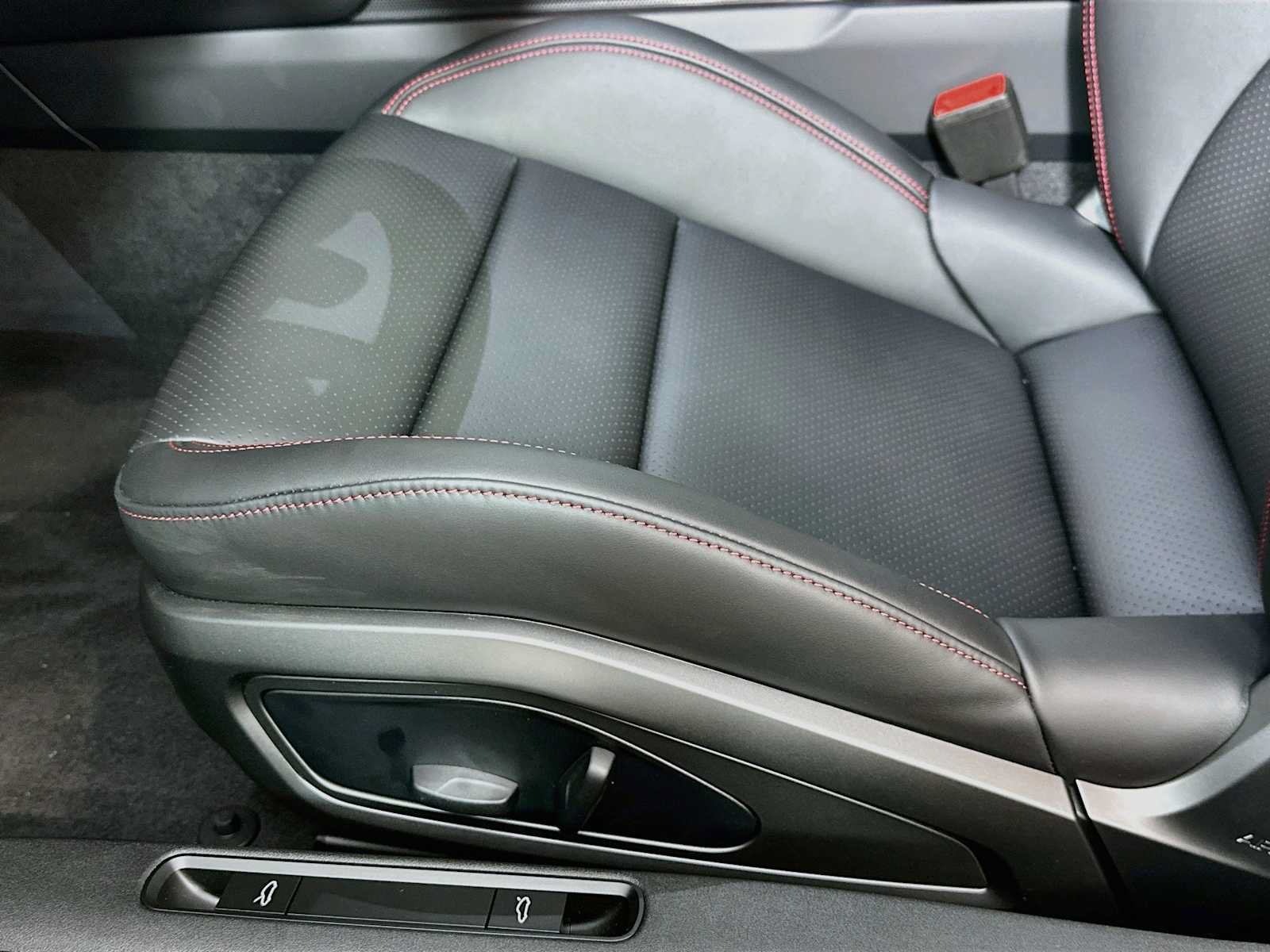 New 2026 Porsche 911 Carrera 4 GTS AWD/4WD image 12