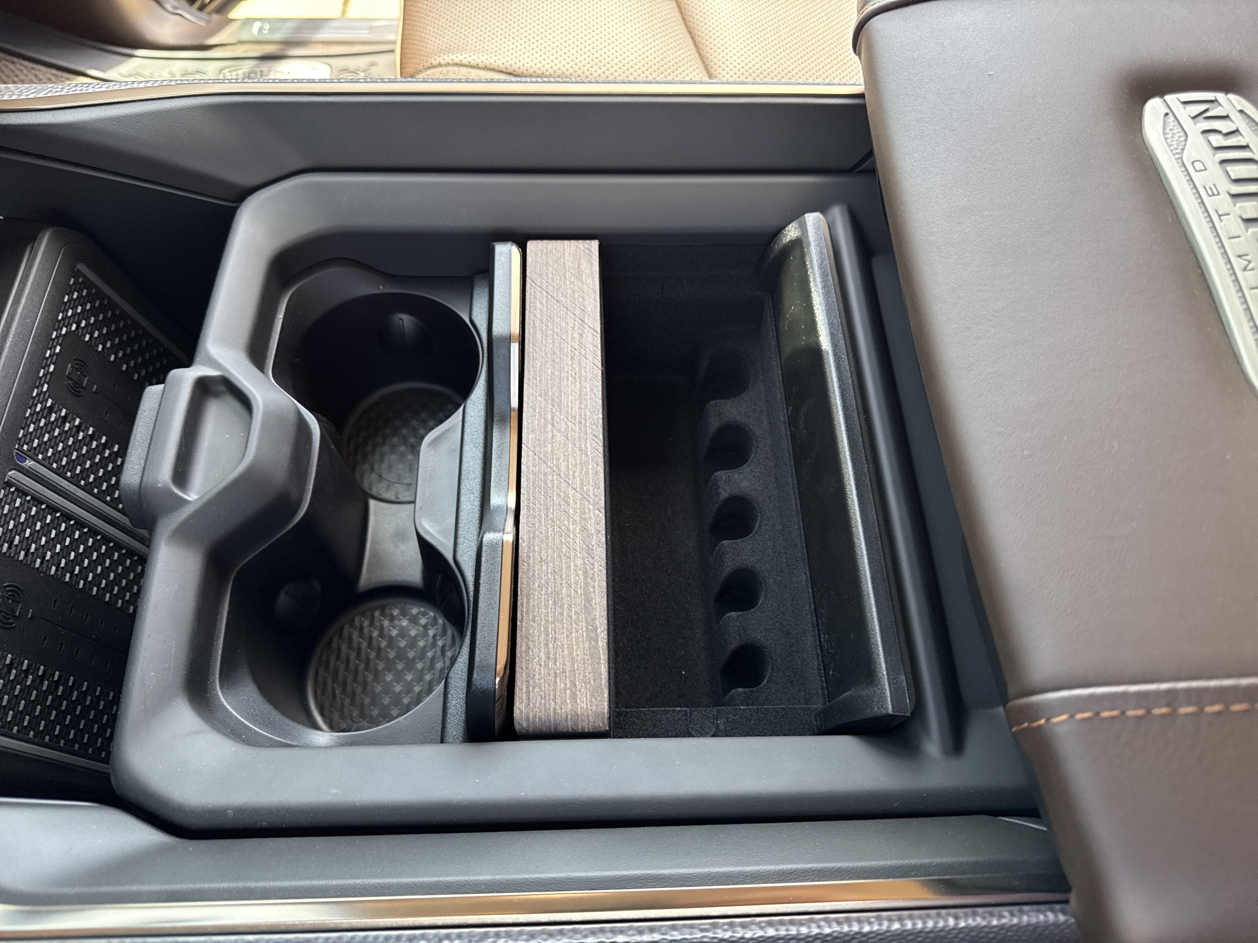 New 2025 RAM 2500 Limited image 26