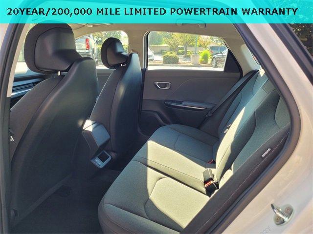 New 2025 Kia K4 LXS image 6