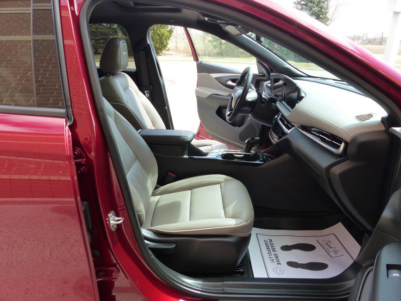 Used 2024 Buick Envista Avenir image 47