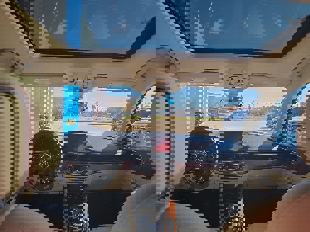 Used 2020 Audi A4 2.0T Premium w/ Convenience Package image 13