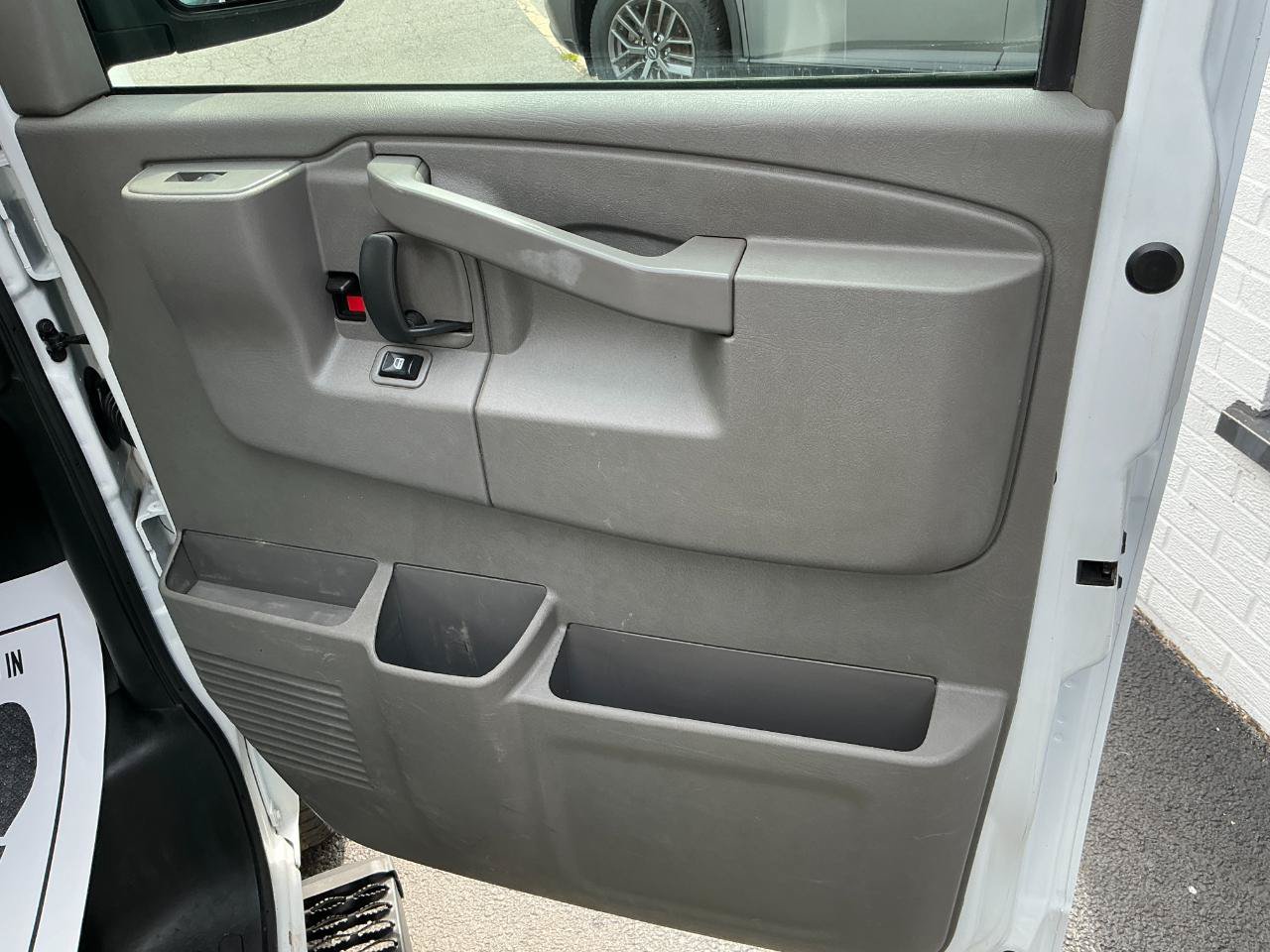 Used 2023 Chevrolet Express 2500 LS RWD image 22