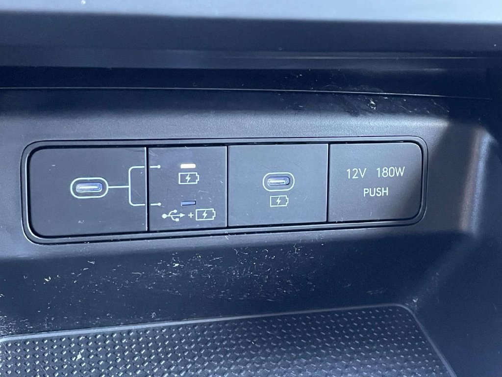 Certified 2025 Hyundai Santa Cruz SE FWD image 27