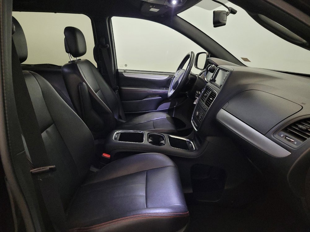Used 2018 Dodge Grand Caravan GT FWD image 21