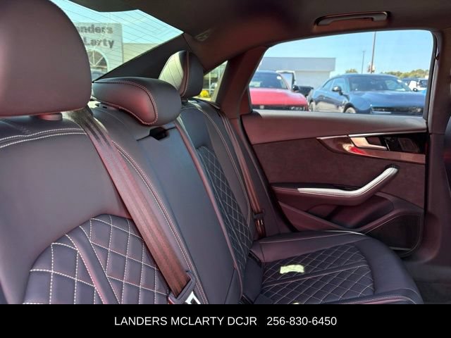 Used 2021 Audi S4 Premium Plus w/ Premium Plus Package AWD/4WD image 18