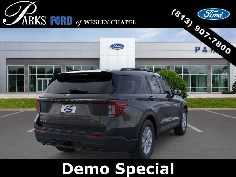 New 2026 Ford Explorer Active RWD image 8