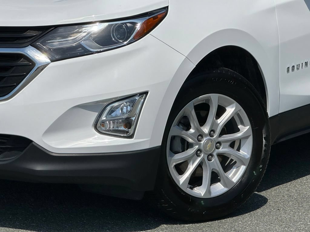 Used 2020 Chevrolet Equinox LT w/ Driver Convenience Package AWD/4WD image 36