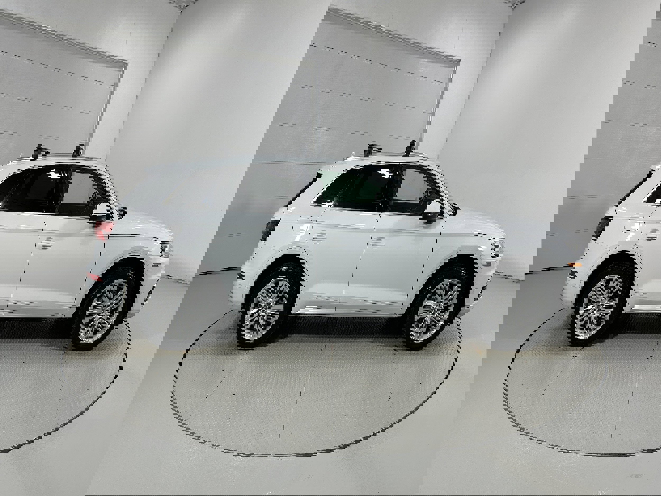 Used 2020 Audi Q5 Prestige image 39