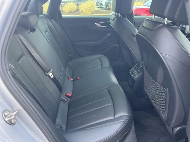 Used 2019 Audi A4 2.0T Premium image 32