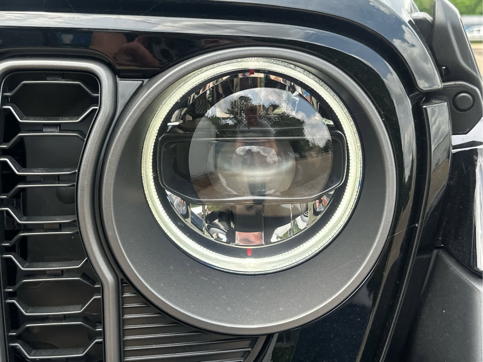 New 2025 Jeep Gladiator Sport image 9