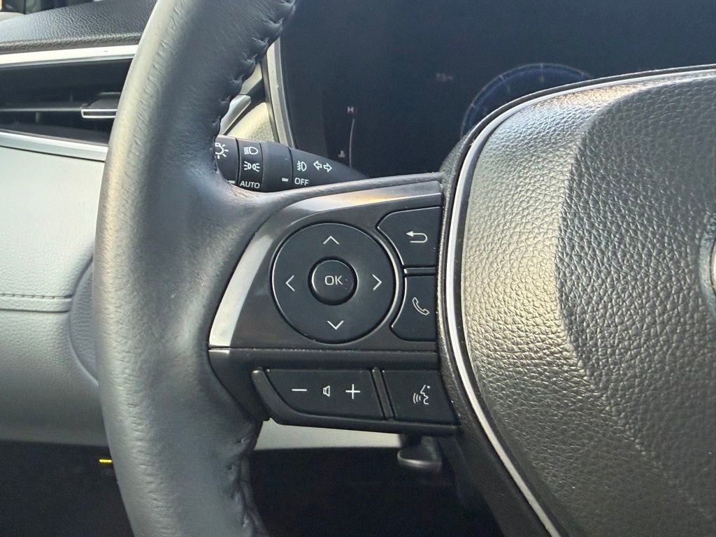 Certified 2024 Toyota Corolla Cross XLE w/ Convenience Package image 28