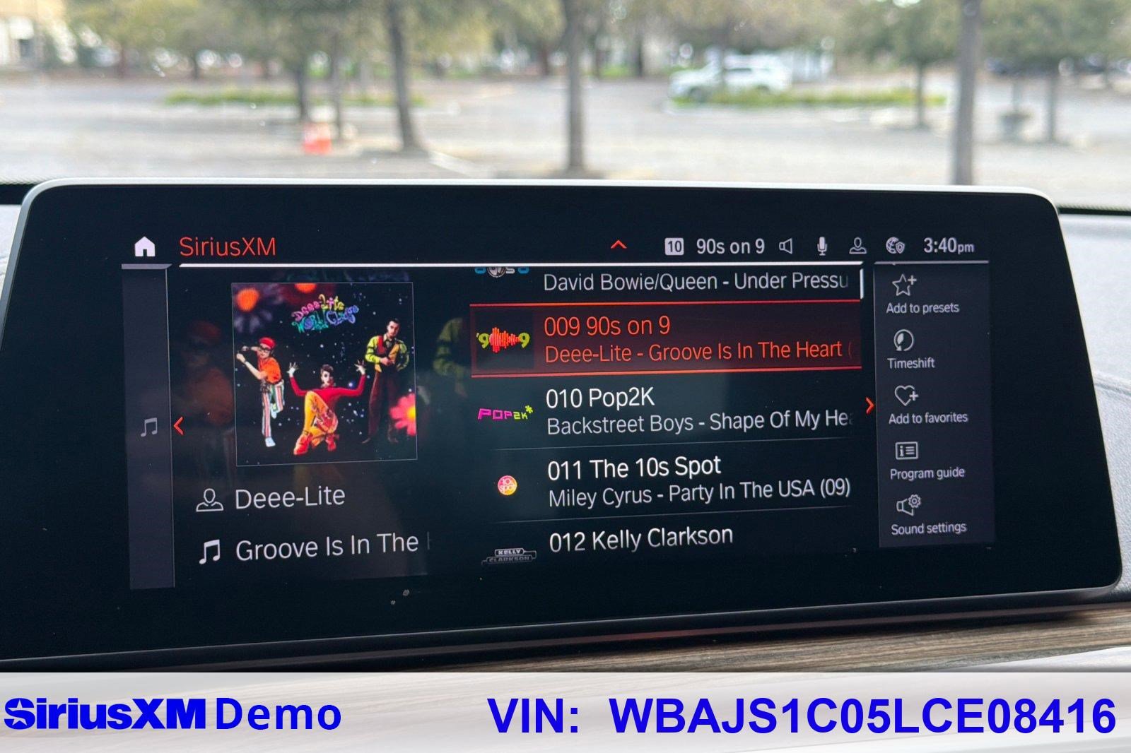 Used 2020 BMW 540i w/ M Sport Package image 40