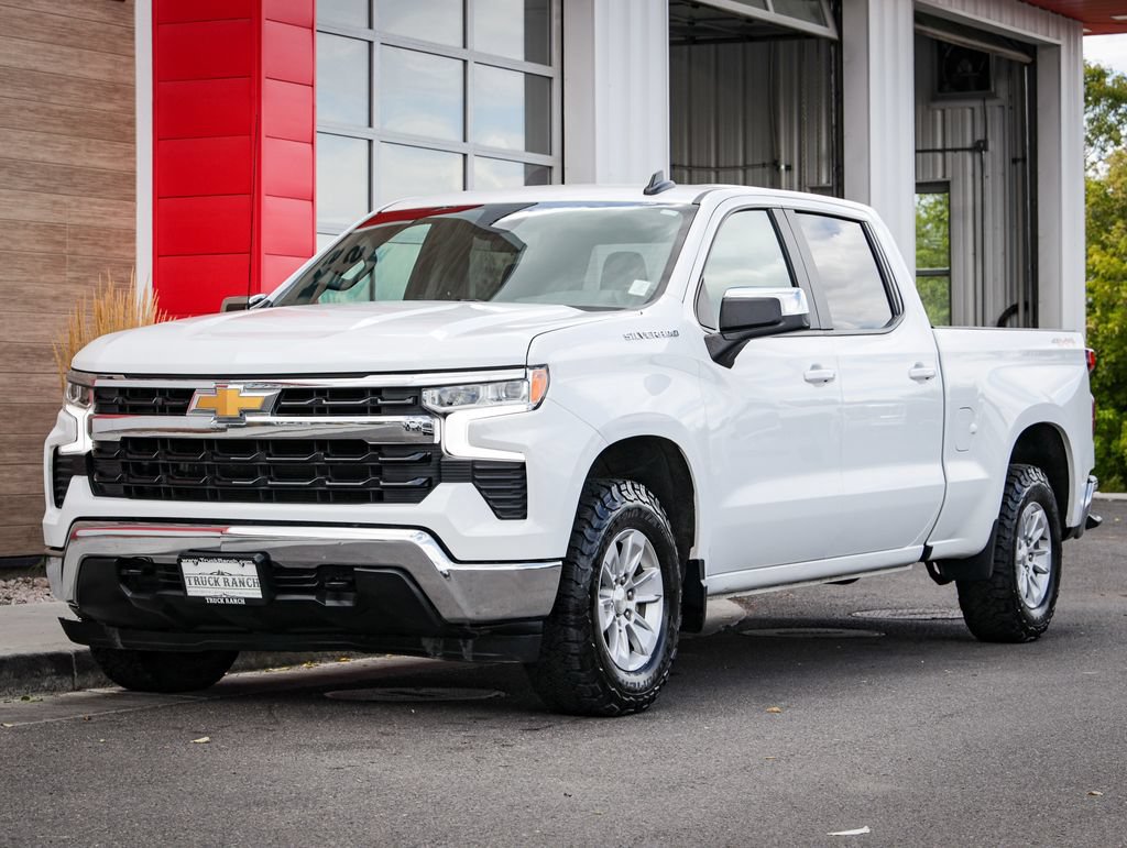 Used 2024 Chevrolet Silverado 1500 LT w/ Protection Package AWD/4WD image 8