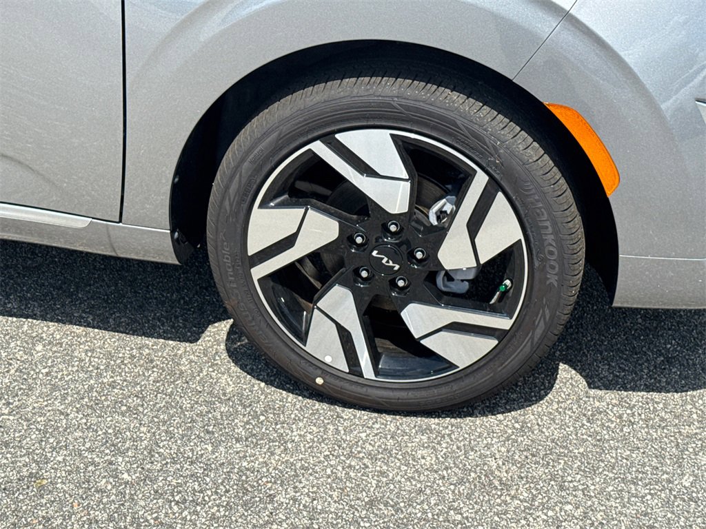 New 2025 Kia Soul GT-Line image 12