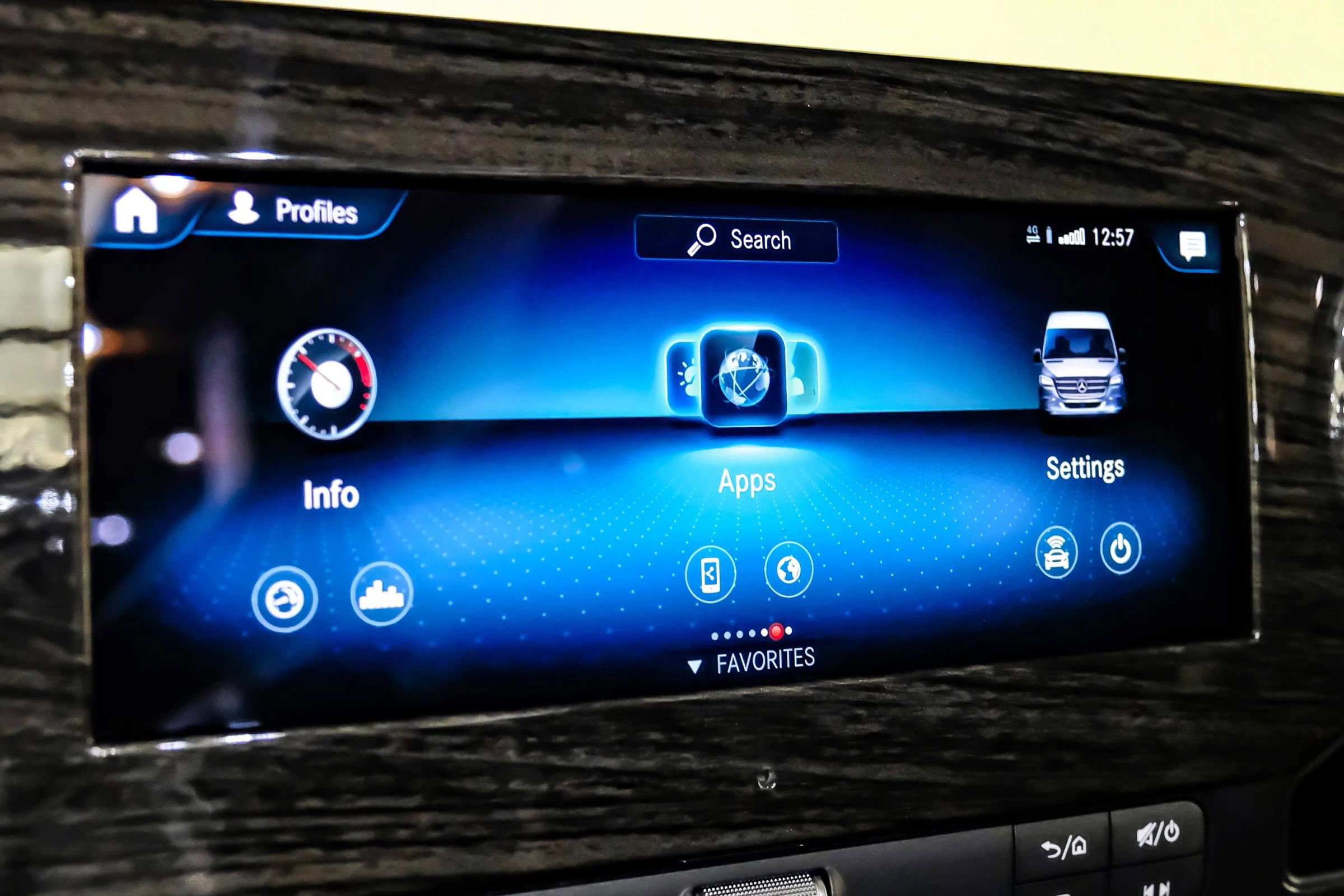 Used 2024 Mercedes-Benz Sprinter 3500 image 26