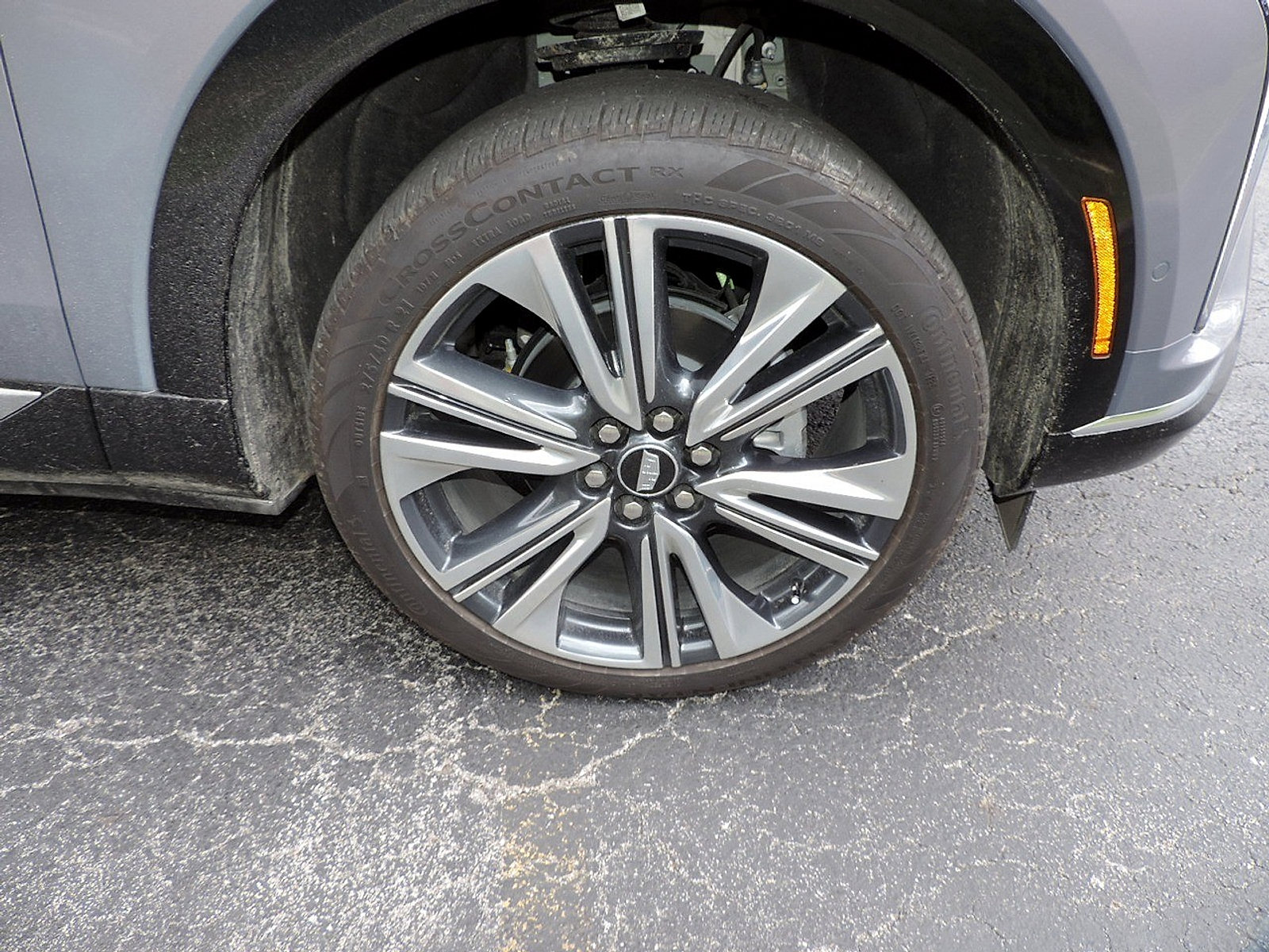 New 2026 Cadillac Optiq Luxury 2 RWD image 9