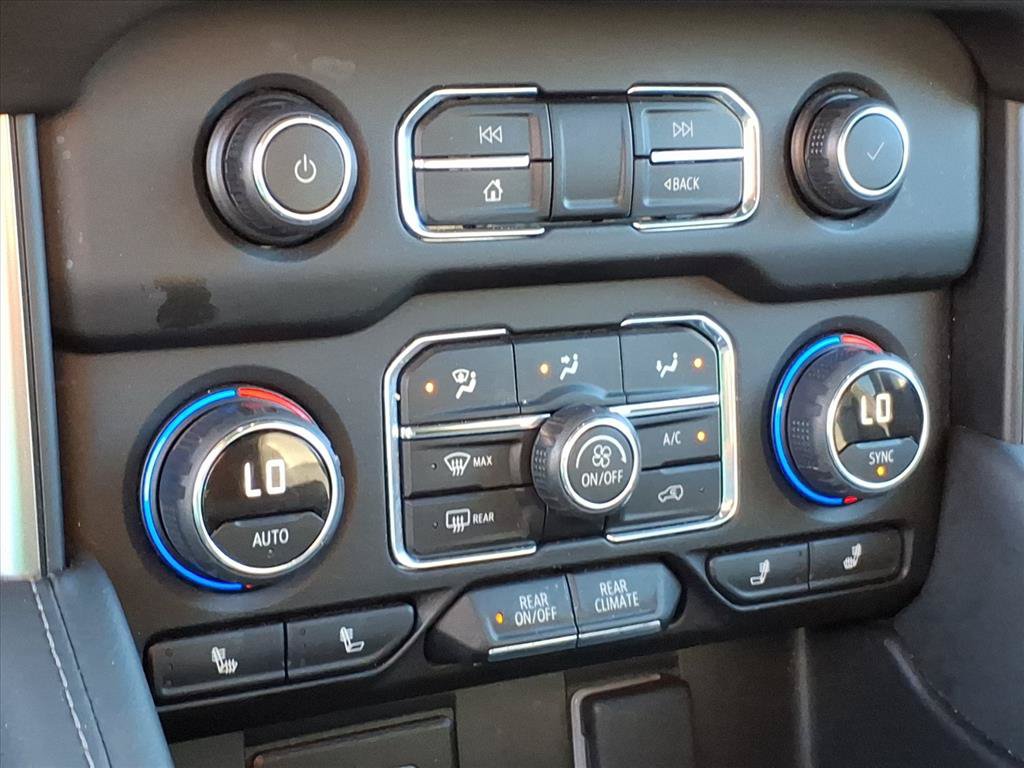 Used 2024 Chevrolet Tahoe LT AWD/4WD image 31