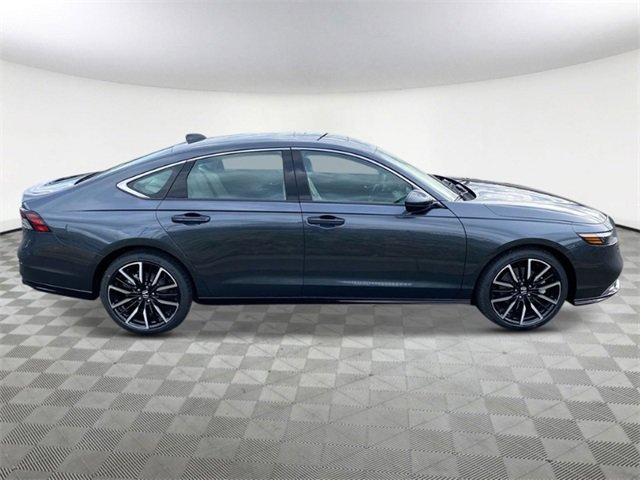 New 2025 Honda Accord Touring image 6